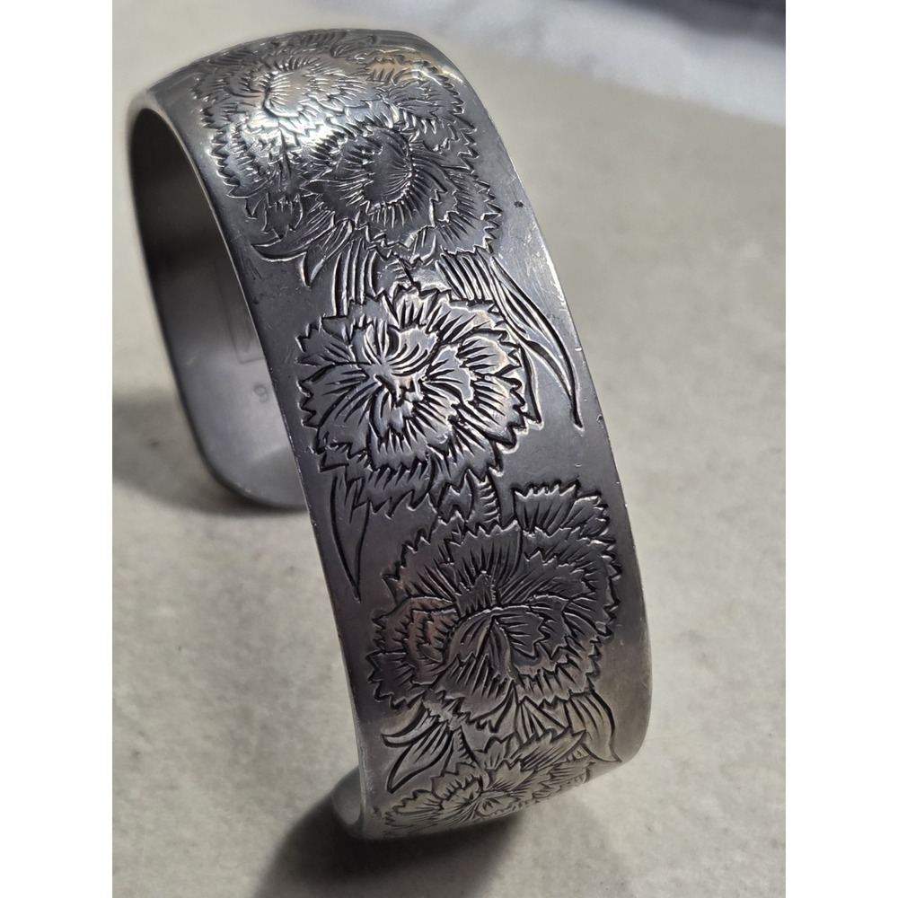 Vintage KIRK Stieff Pewter Cuff Bracelet Silver Color Carnation Flower 900-1